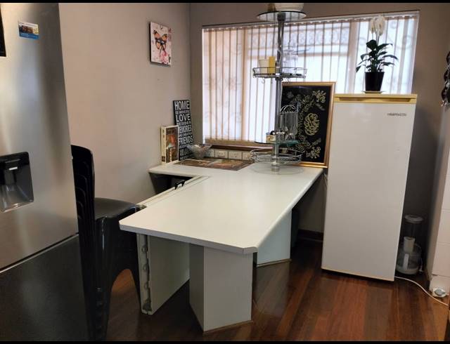 2 BEDROOM FLAT FOR SALE IN PELHAM